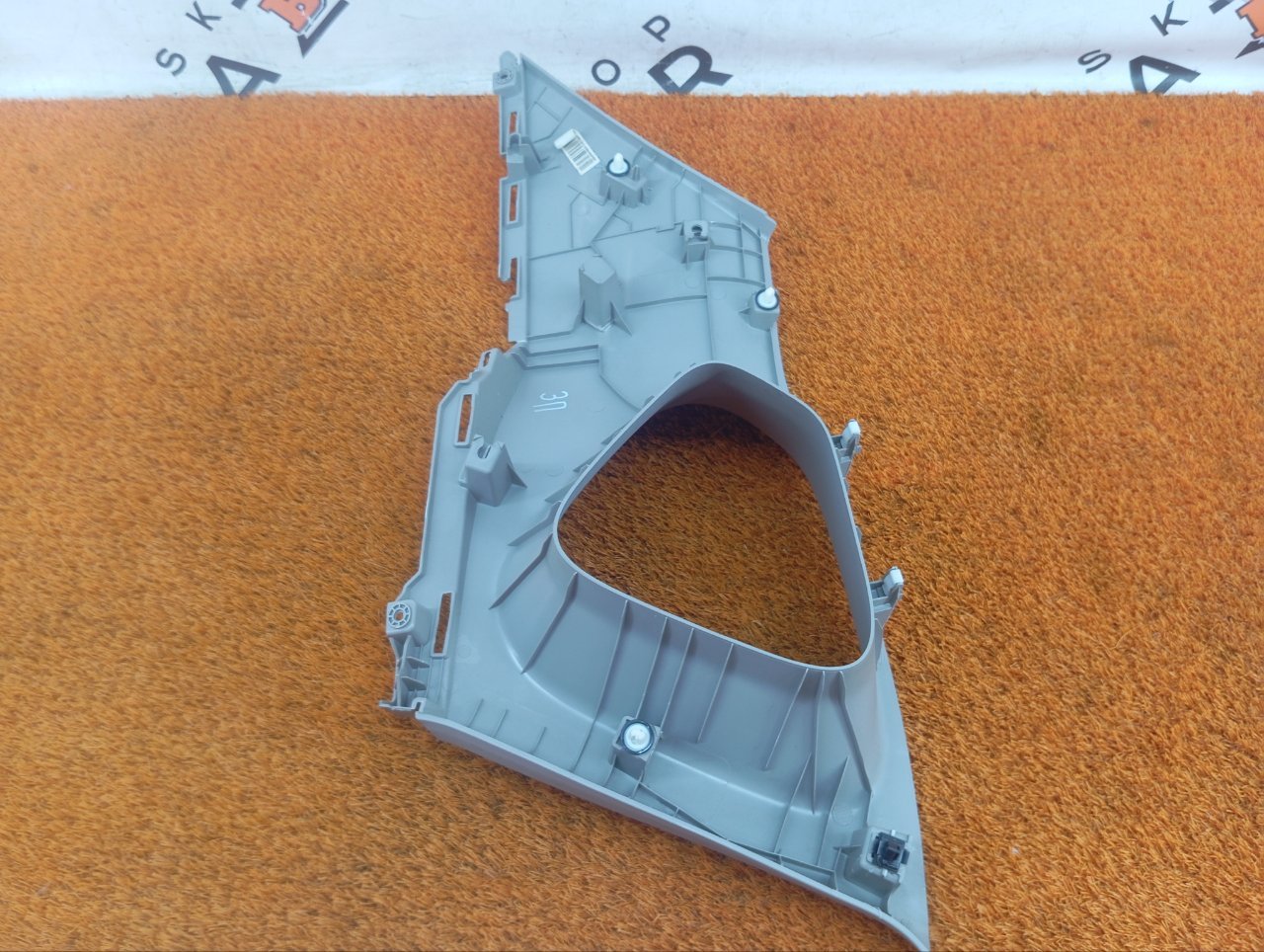 6600041154, 6600046088724, 6600046088, 6600046088 Накладка на стойку кузова Geely Coolray 2022 фото 6