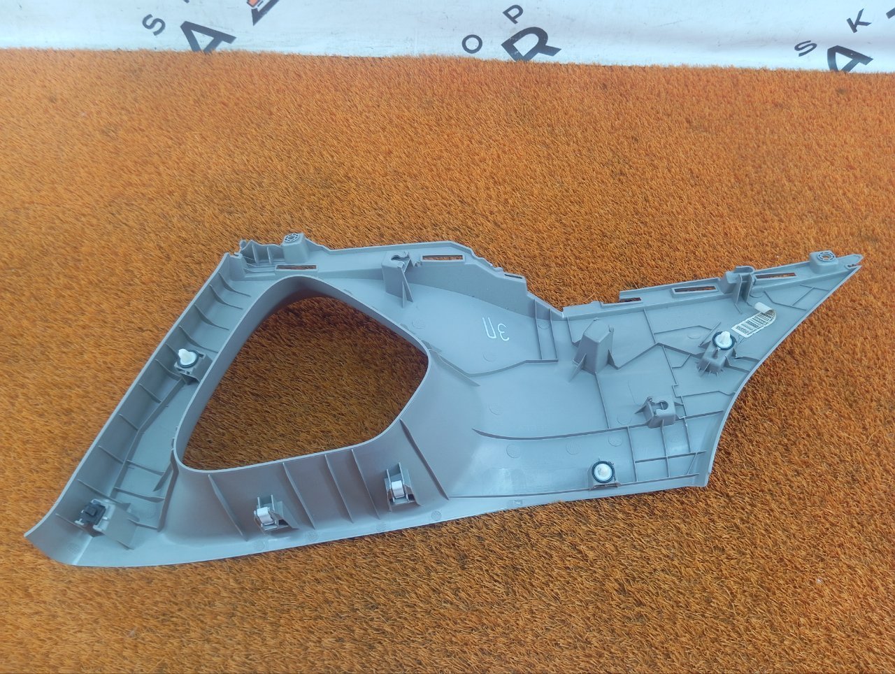 6600041154, 6600046088724, 6600046088, 6600046088 Накладка на стойку кузова Geely Coolray 2022 фото 7