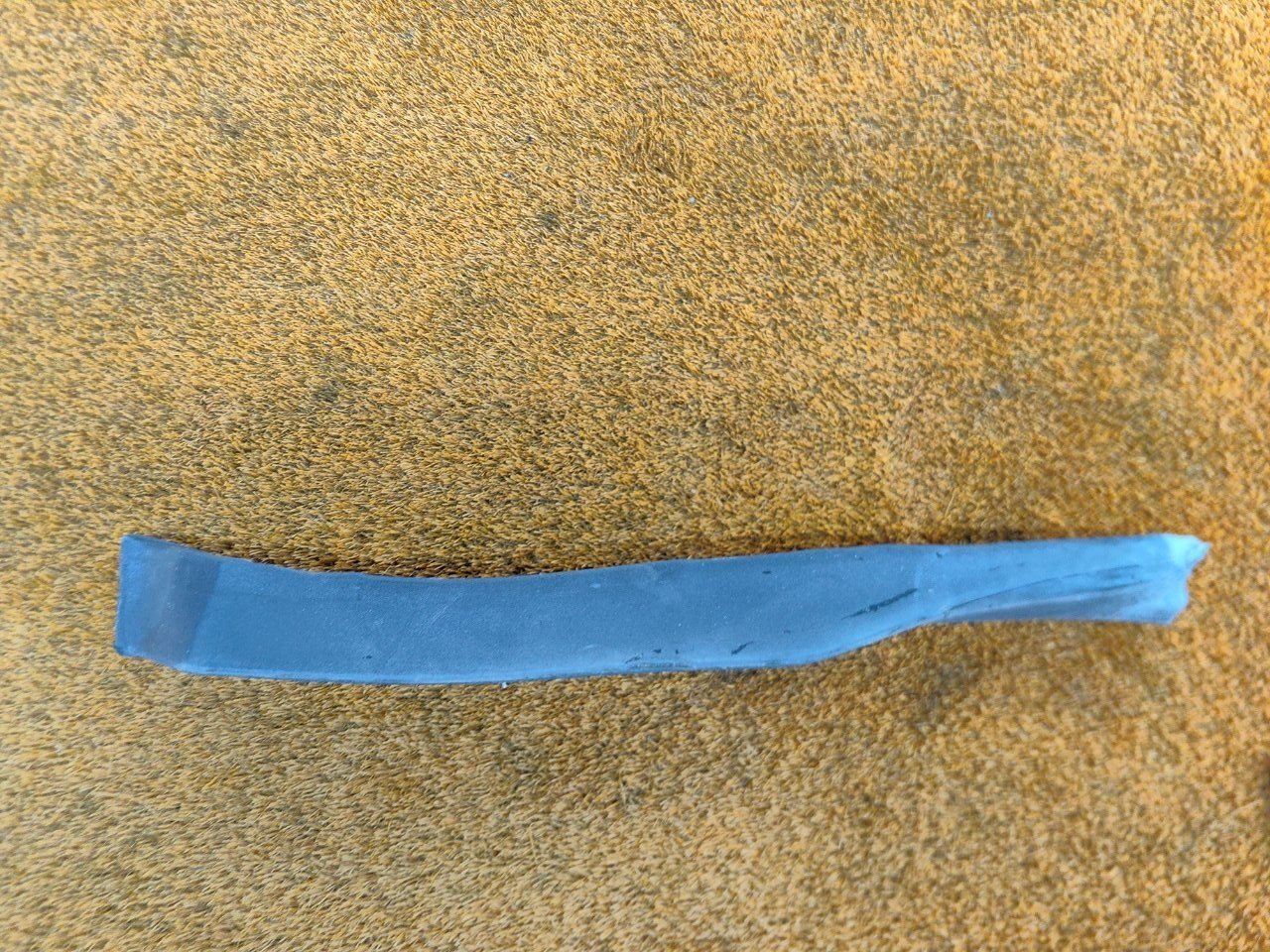 Пыльник крыла