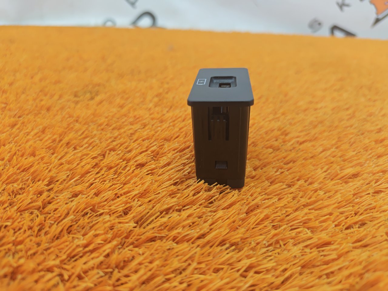 Разъем USB