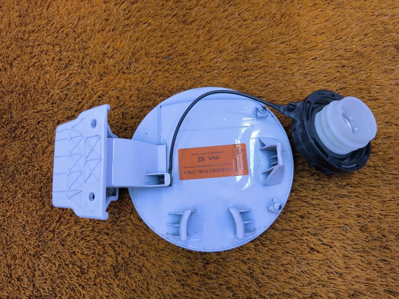 Лючок Бензобака