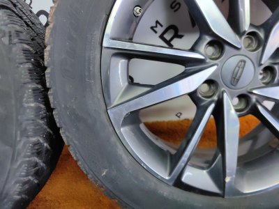 Колесо Geely Coolray R17 5x114.3, Cordiant 215/60 R17, зимнее, липучка