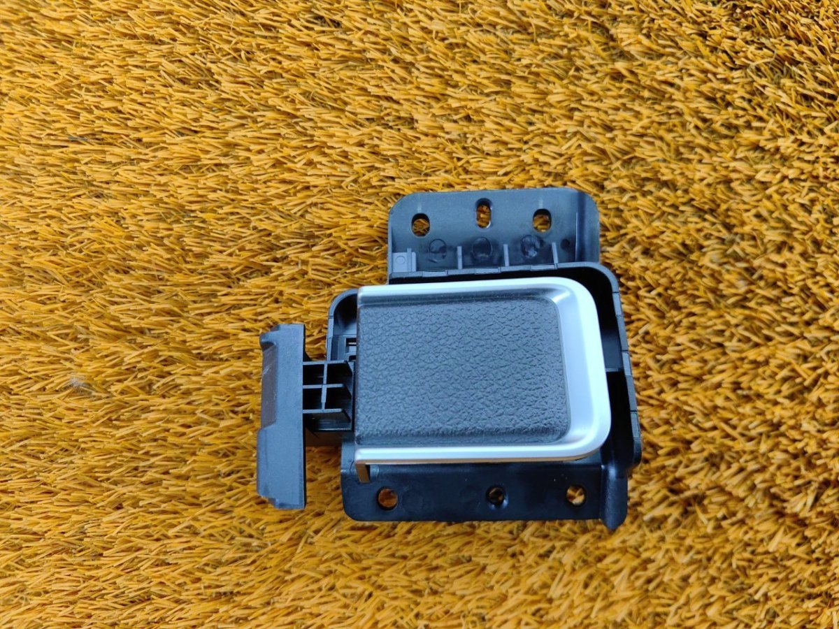 T1A5306137B, T1A5306137 Ручка бардачка Chery Tiggo 7 Pro Max 2024 фото 1