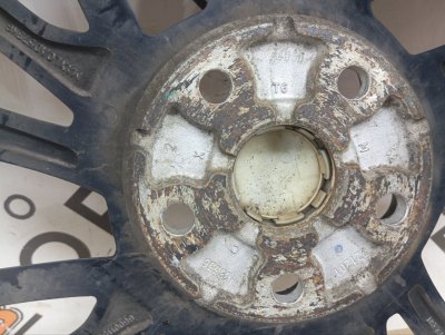 Колесо Geely Coolray R18 5x114.3, Pirelli 215/55 R18, зимнее, липучка