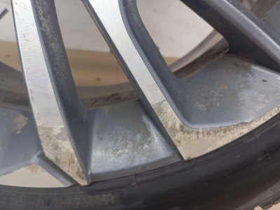 Колесо Geely Coolray R18 5x114.3, Pirelli 215/55 R18, зимнее, липучка