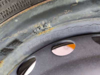 Колесо Kia Rio X-Line R15 4x100, Kumho 185/65 R15, летнее