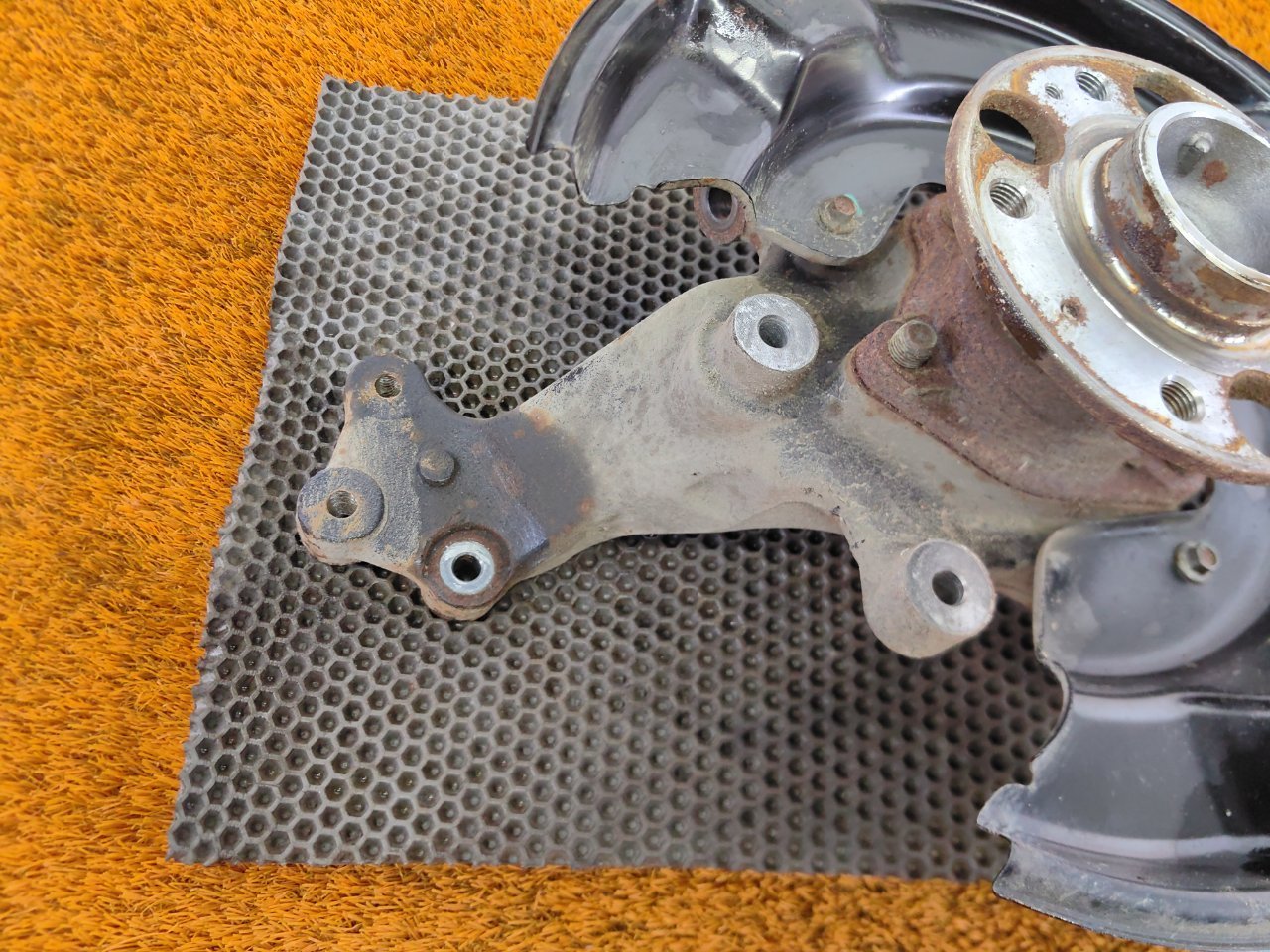 204000684AA, 204000627AA, 204000476AA, 204002197AA, 204000480AA Кулак поворотный Chery Tiggo 7 Pro Max 2024 фото 4