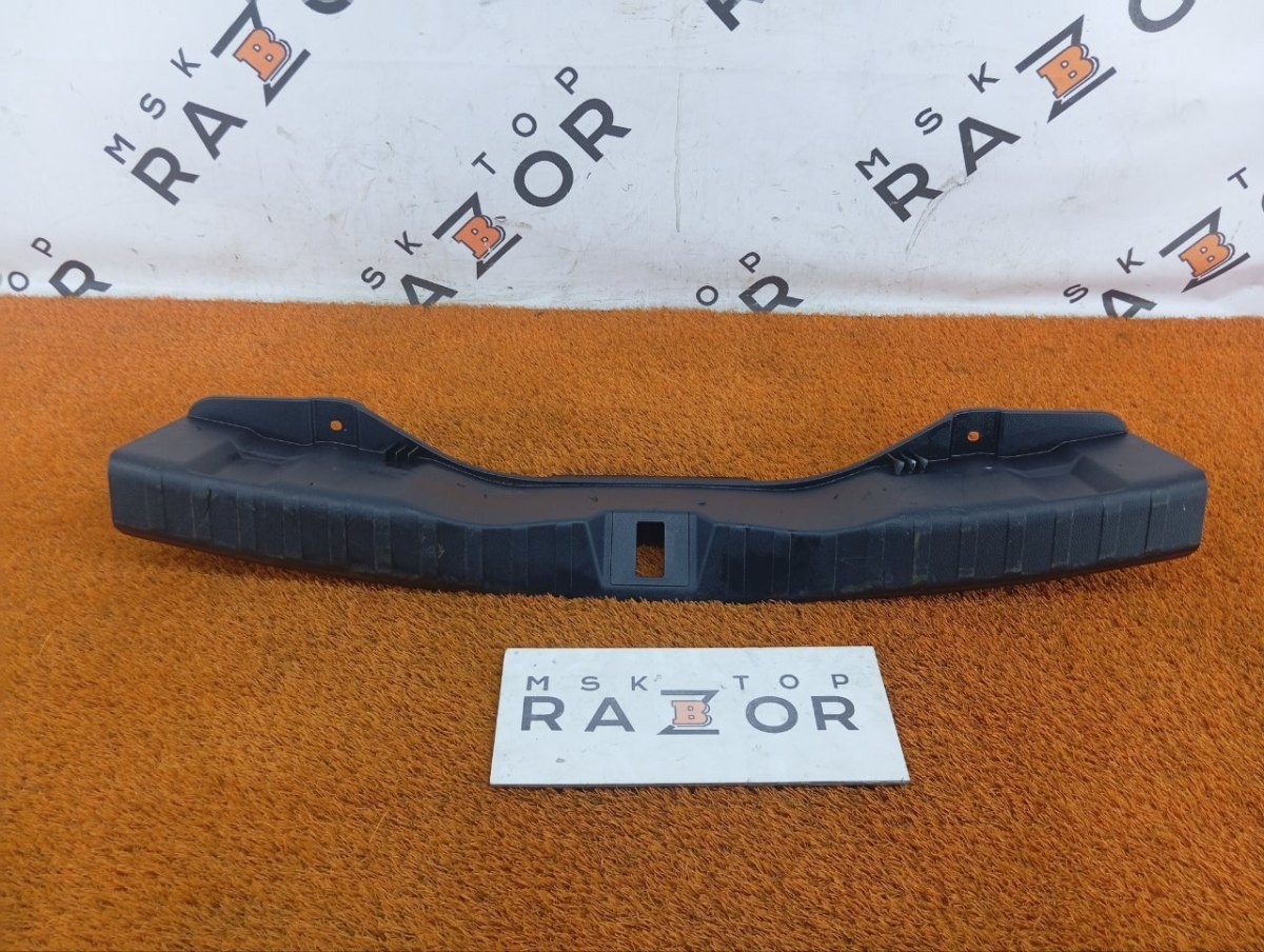 5602101XKZ16C Накладка замка багажника Haval M6 2023 фото 1