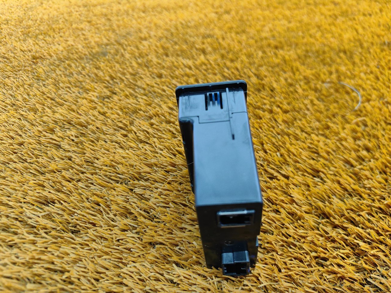 8894951890B01, 8894951890 Разъем USB Geely Atlas 2024 фото 9