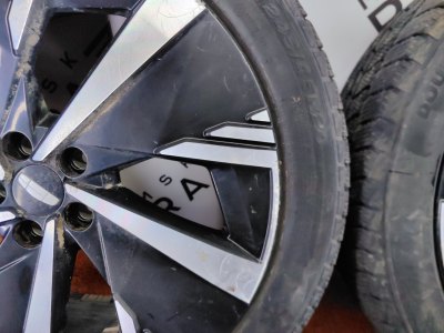 Колесо Geely Atlas R20 5x108, DoubleStar 245/45 R20, зимнее, липучка