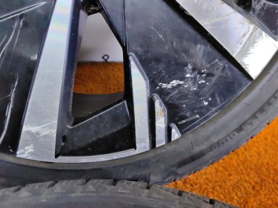 Колесо Geely Atlas R20 5x108, DoubleStar 245/45 R20, зимнее, липучка
