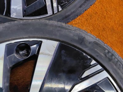Колесо Geely Atlas R20 5x108, DoubleStar 245/45 R20, зимнее, липучка