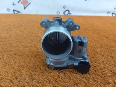 Дроссельная заслонка