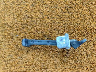 Ограничитель двери