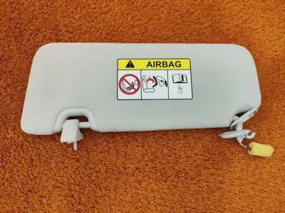 Козырек солнцезащитный