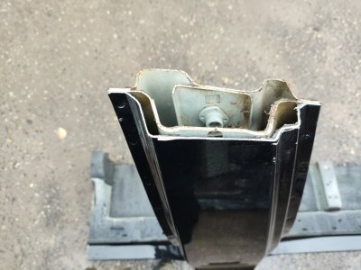 Порог с центральной стойкой