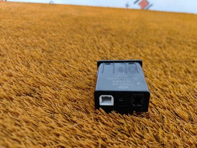 Разъем USB