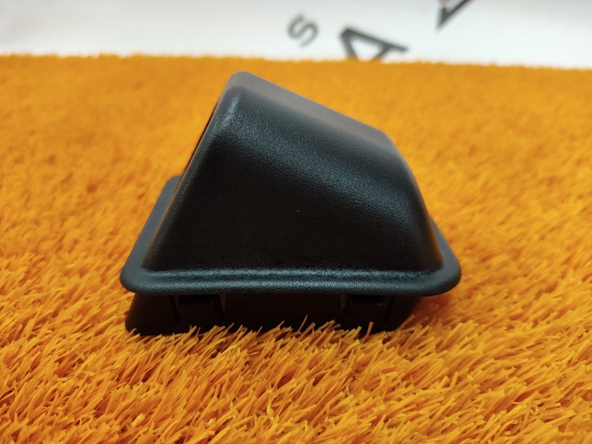 A4476893800 Накладка салона Mercedes-Benz V-Class 2021 фото 1