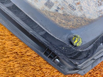 Форточка кузова