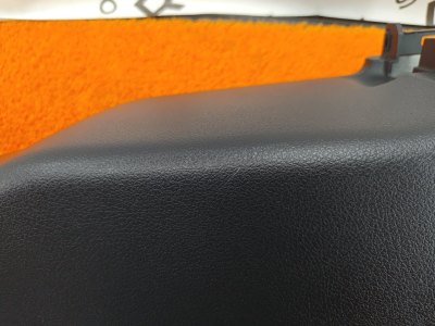 Обшивка центральной стойки