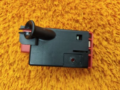 Ручка открывания капота