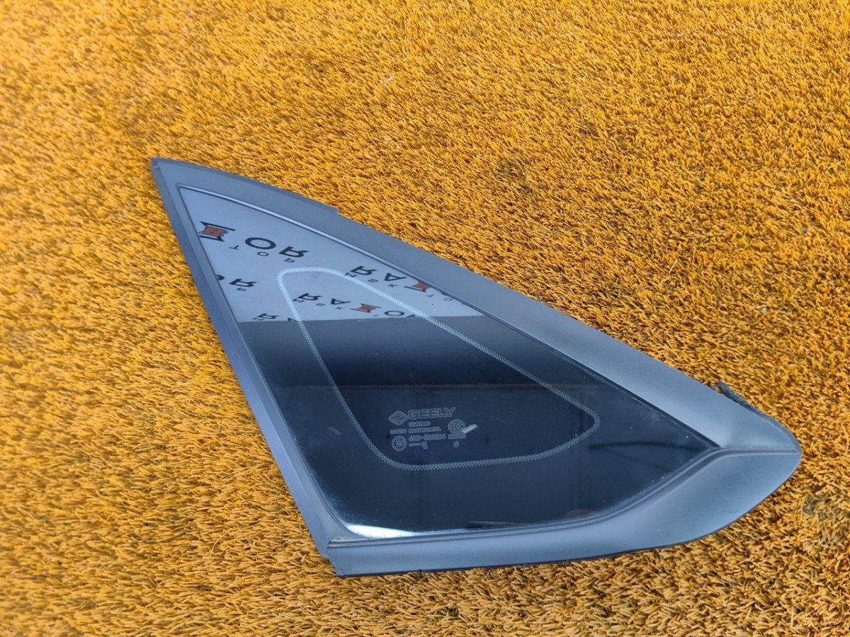 8889520052 Форточка задняя Geely Emgrand 2024 фото 1
