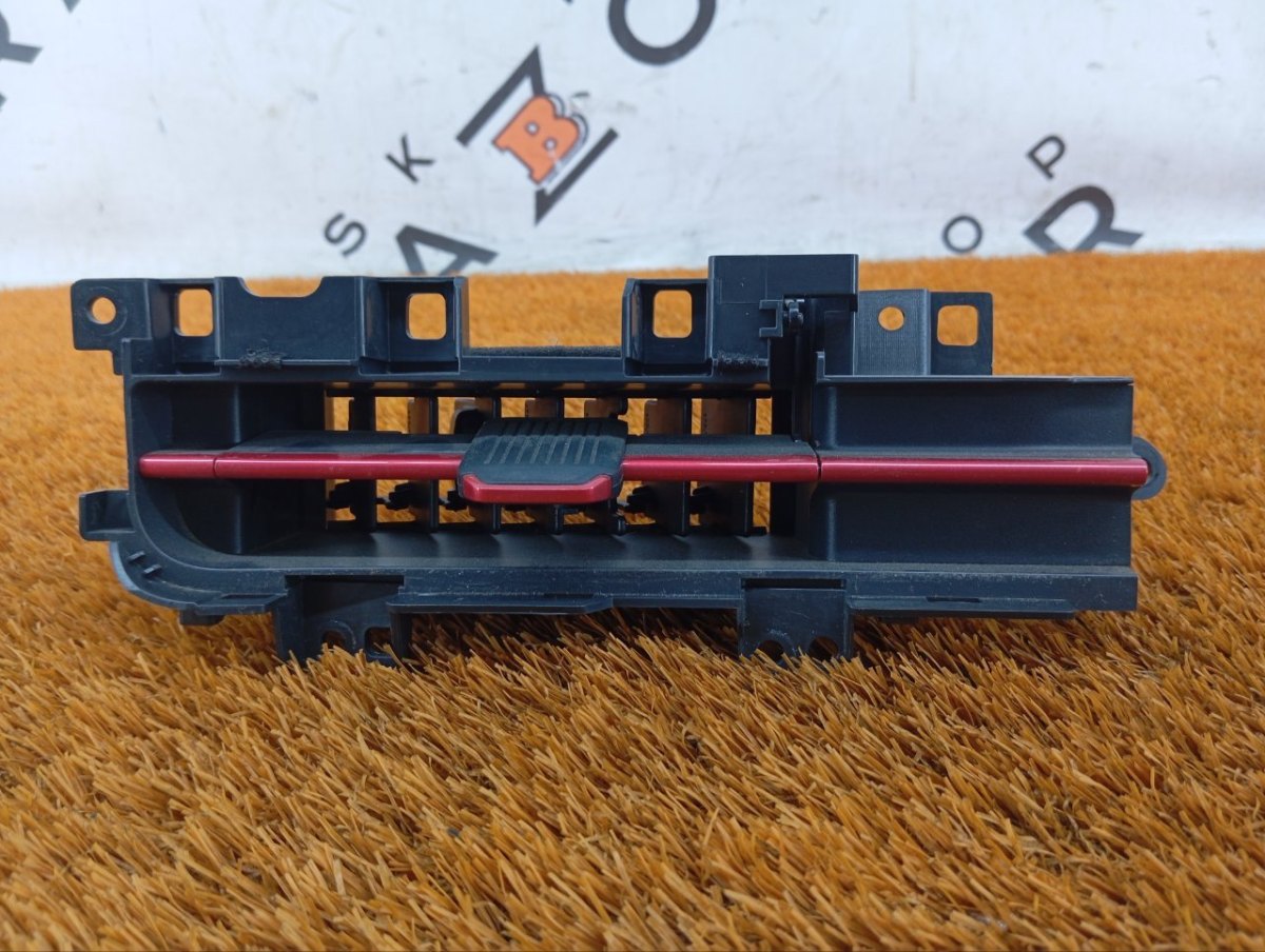 F165306730CB, F165306730 Дефлектор воздуховода левый Jetour Dashing 2023 фото 1