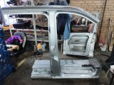 A4476108700, A4476303000, A6396361060 Порог с центральной стойкой правый Mercedes-Benz V-Class 2021 фото 1