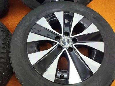 Колесо Mercedes-Benz V-Class R17 5x112, Nokian 235/55 R17, зимнее, шипы