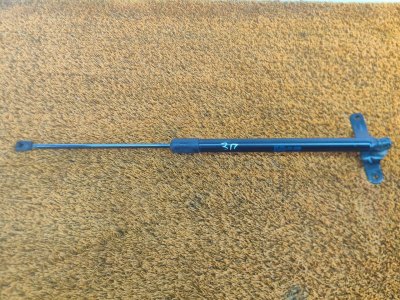 Амортизатор крышки багажника