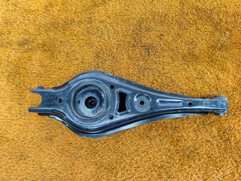 Рычаг подвески