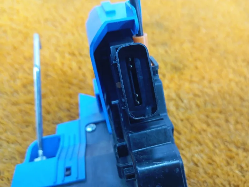 Замок двери