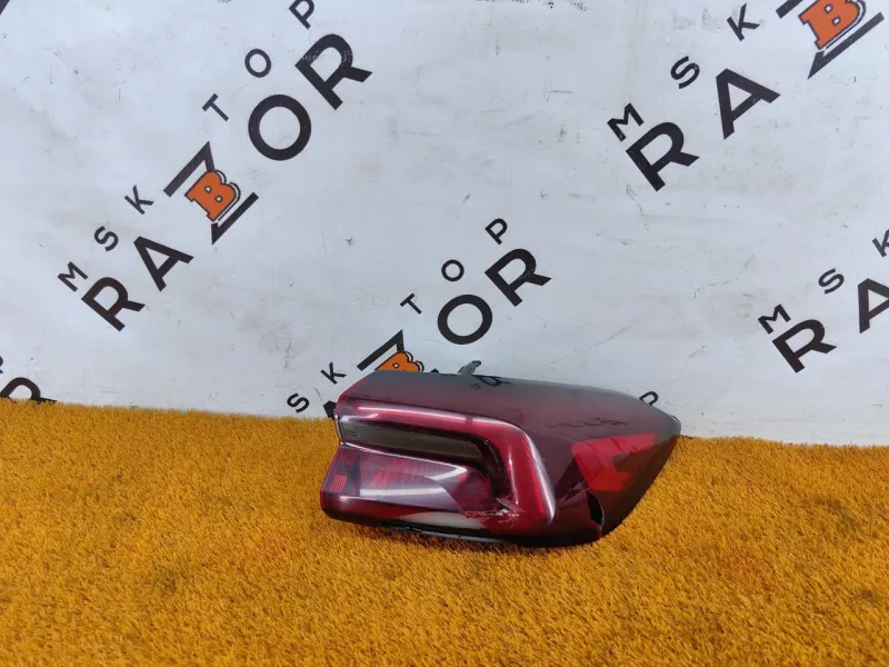 Фонарь задний