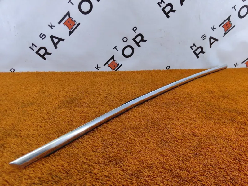 Молдинг стекла