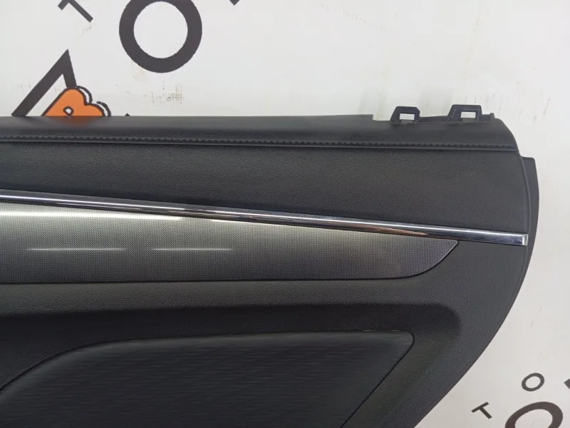 Обшивка двери