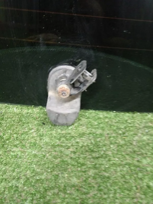 Стекло двери багажника BMW 5-Series 2006 51317027080 E60/E61