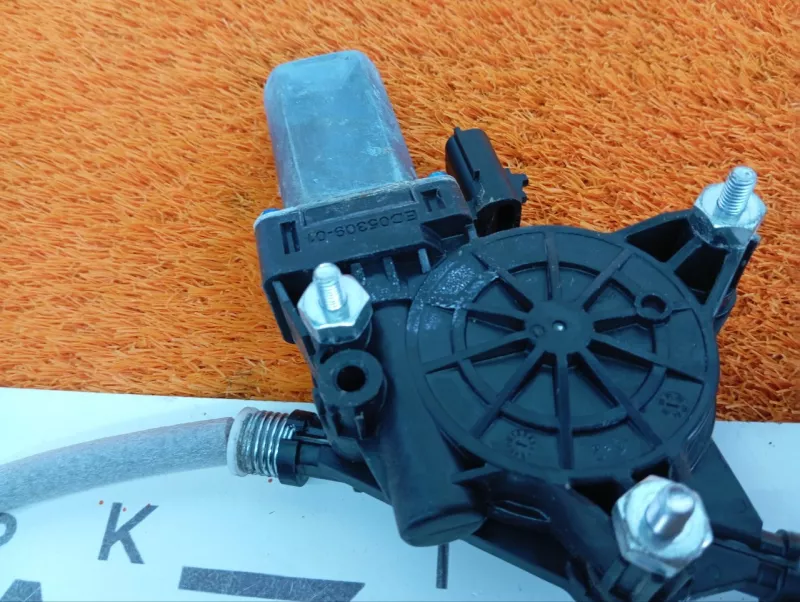 Стеклоподъемник