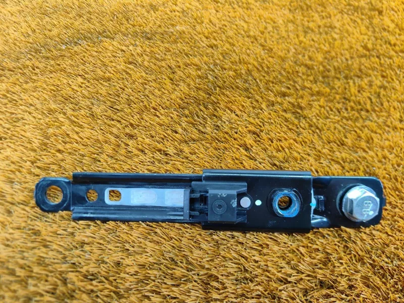 Механизм регулировки ремня безопасности