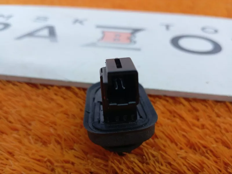 Датчик открытия двери