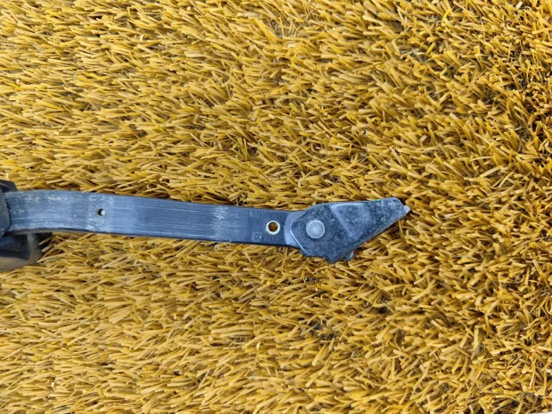 Ограничитель двери