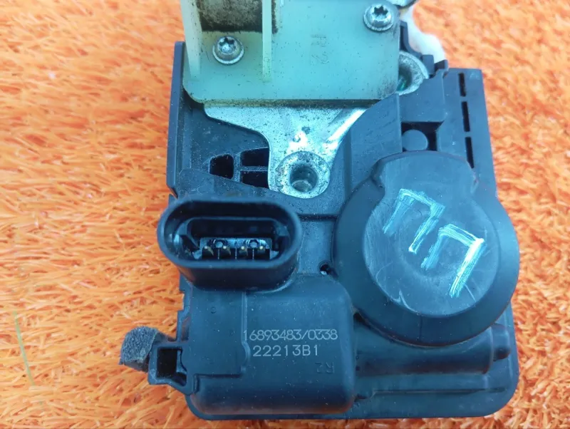 Замок двери