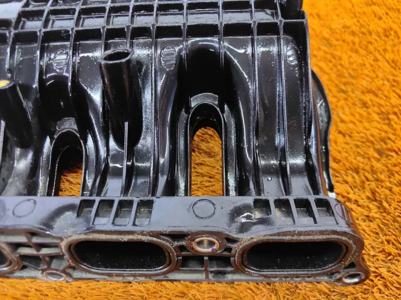 Коллектор впускной