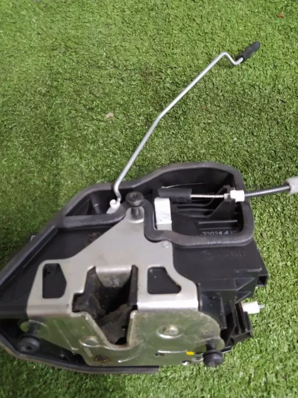 Замок двери