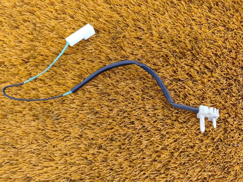 Датчик температуры воздуха в салоне