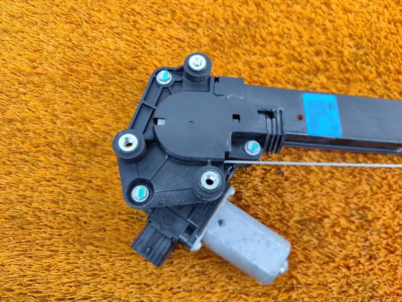 Стеклоподъемник