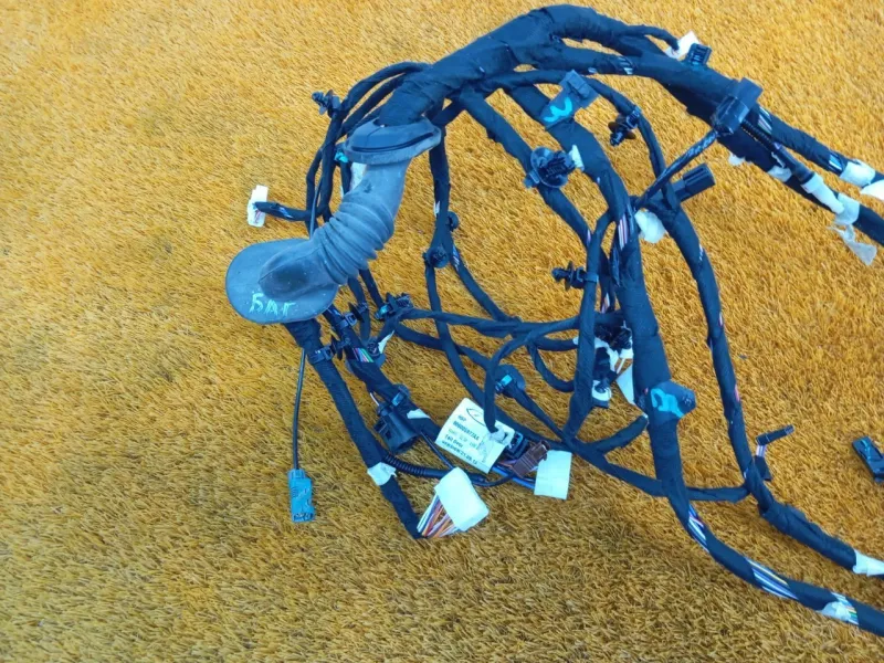 Проводка крышки багажника