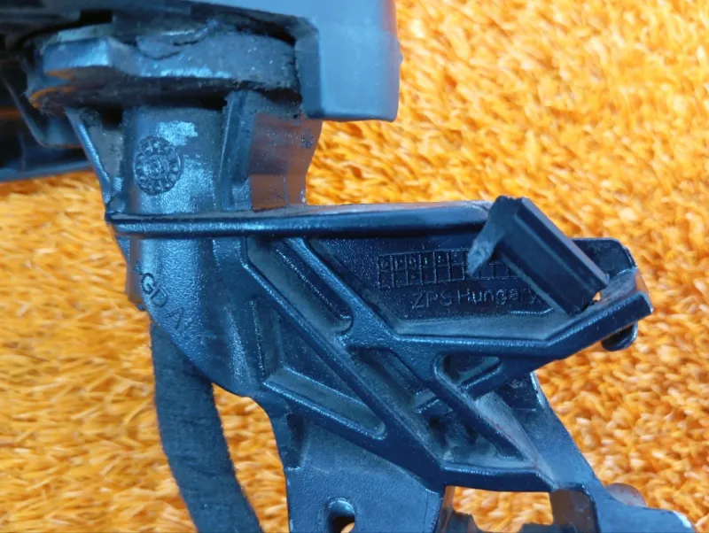 Зеркало боковое