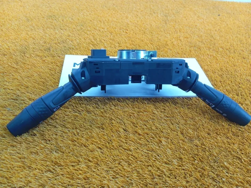 Переключатель подрулевой