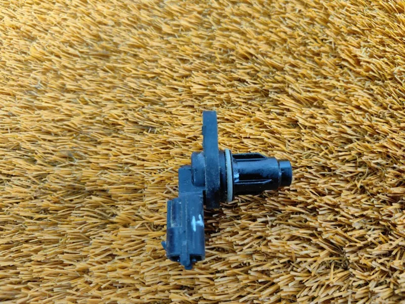 Датчик положения распредвала