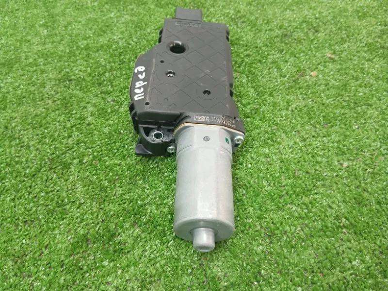 Моторчик люка